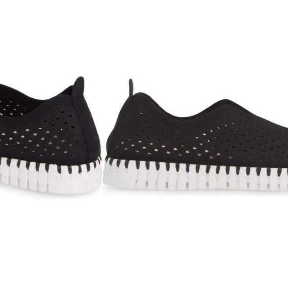 Ilse Jacobsen Hornbak Tulip Slip on Sneaker Perforate Black Size 41 - Picture 5 of 16